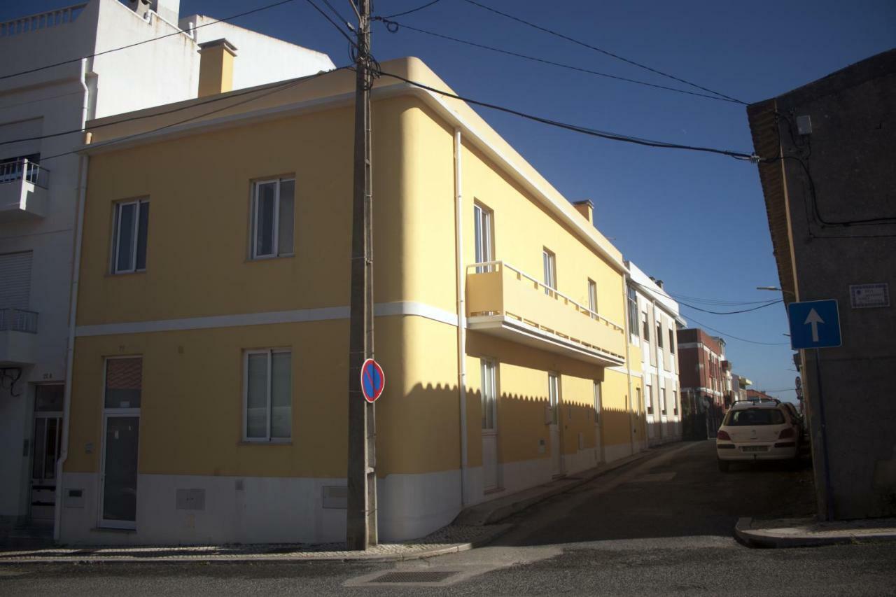 Friendly Peniche Apartment Buitenkant foto